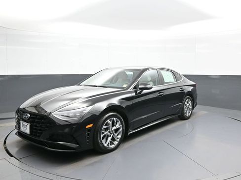 Certified 2023 Hyundai Sonata SEL FWD image 1