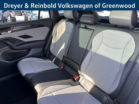 New 2026 Volkswagen Tiguan SE R-Line image 26