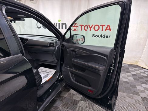 Used 2022 Honda Pilot TrailSport image 10