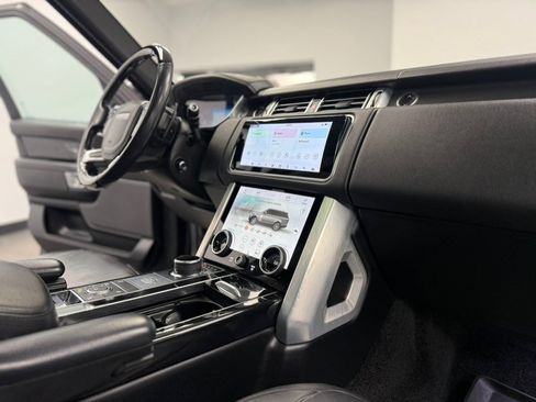 Used 2019 Land Rover Range Rover image 69