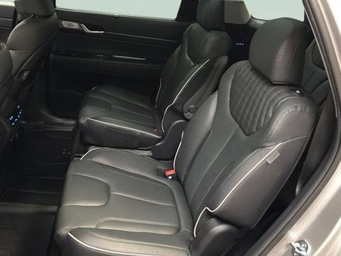 Used 2024 Hyundai Palisade Limited AWD/4WD image 37