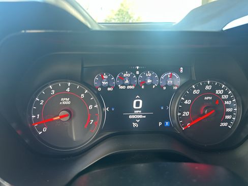 Used 2019 Chevrolet Camaro SS image 20