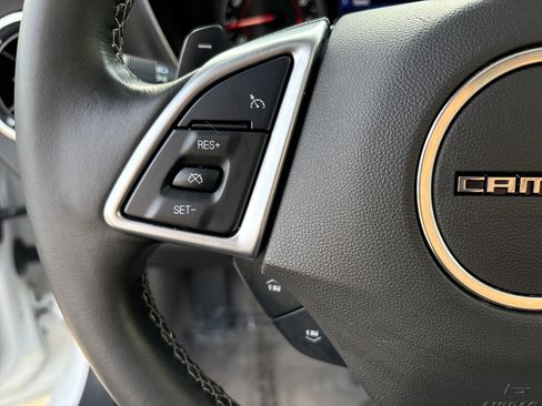 Used 2020 Chevrolet Camaro LT w/ RS Package image 21