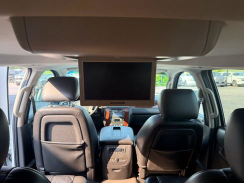 Used 2012 Chevrolet Suburban LT AWD/4WD image 20