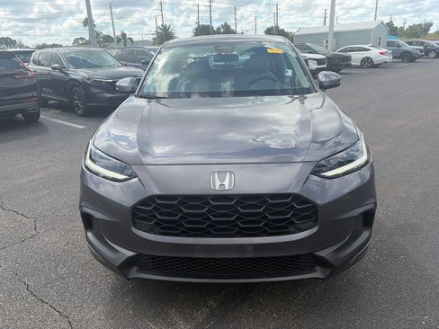 Certified 2025 Honda HR-V LX image 2