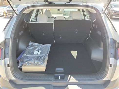 New 2026 Hyundai Tucson SE w/ Tow & Go Package FWD image 27