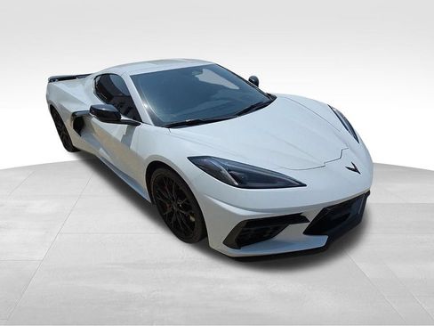 Used 2024 Chevrolet Corvette Stingray Preferred Cpe w/ Z51 Performance Package RWD image 1