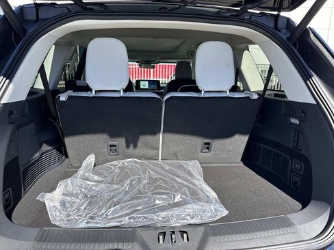 New 2026 Lincoln Aviator Premiere image 11