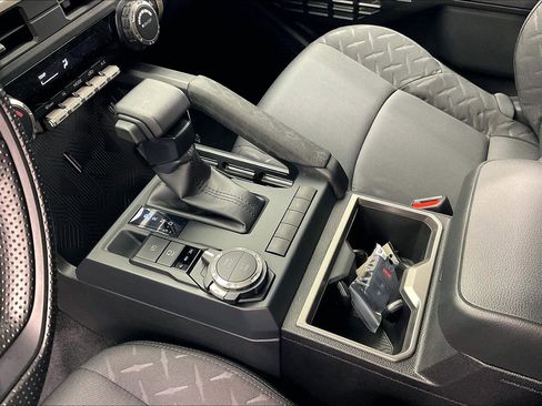 New 2025 Toyota Tacoma SR5 image 8
