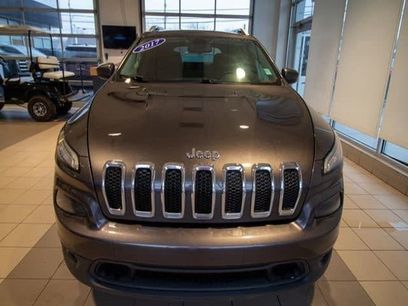 Used 2017 Jeep Cherokee Latitude w/ Cold Weather Group
