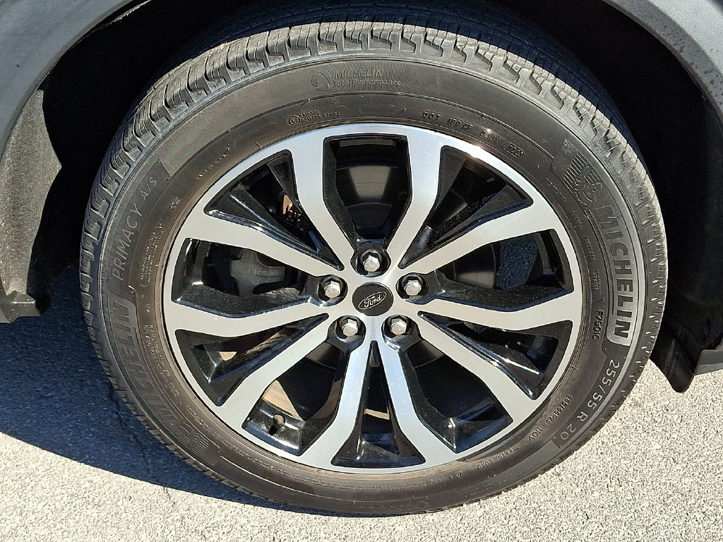 Used 2023 Ford Explorer ST-Line w/ Class IV Trailer Tow Package AWD/4WD image 11