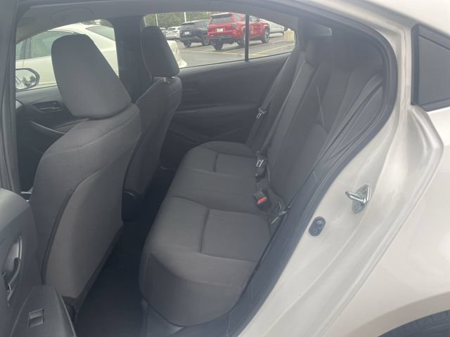 Used 2025 Toyota Corolla LE FWD image 29