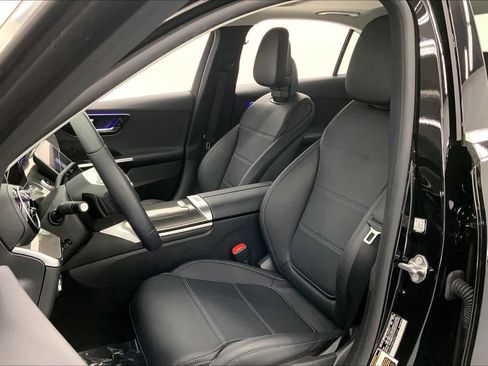 Used 2023 Mercedes-Benz C 300 Sedan image 18