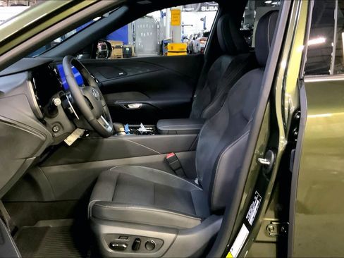 New 2026 Lexus RX 450h Luxury image 9