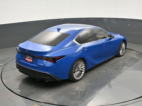 Used 2023 Lexus IS 300 w/ Premium Package RWD image 30