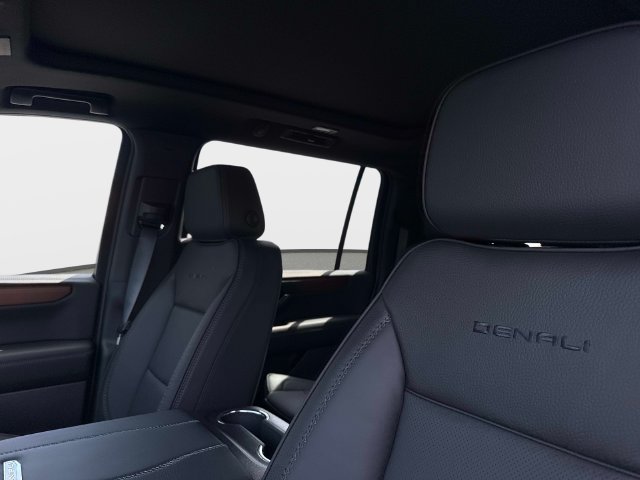 New 2026 GMC Yukon XL Denali w/ Sun & Power Step Package AWD/4WD image 19