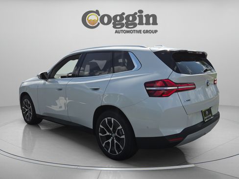 Certified 2025 BMW X3 xDrive30i w/ Convenience Package AWD/4WD image 3