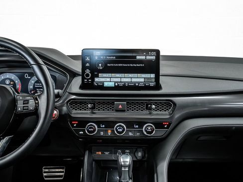 Used 2024 Acura Integra A-Spec image 14