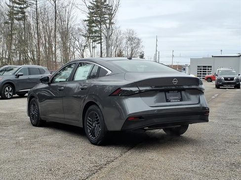 New 2026 Nissan Sentra SV w/ SV Convenience Package image 4