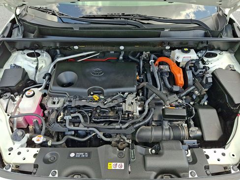 Used 2021 Toyota RAV4 XSE AWD/4WD image 29