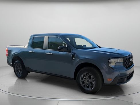 New 2026 Ford Maverick XLT FWD image 39