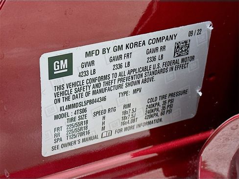 Used 2023 Buick Encore GX Select w/ Sport Touring Package image 32