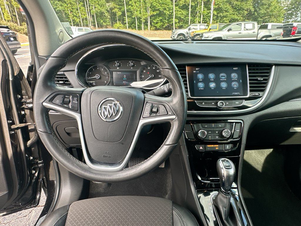 Used 2021 Buick Encore Preferred FWD image 19