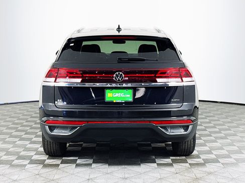 Used 2025 Volkswagen Atlas Cross Sport SE AWD/4WD image 7