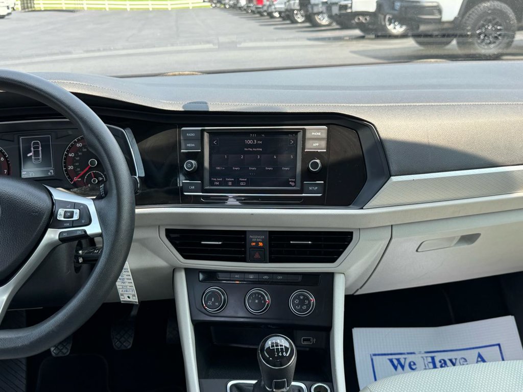 Used 2019 Volkswagen Jetta S FWD image 18