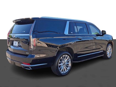 Used 2024 Cadillac Escalade ESV Premium Luxury AWD/4WD image 5