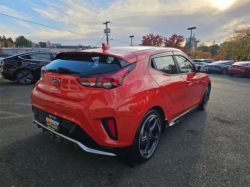 Used 2021 Hyundai Veloster Turbo image 8