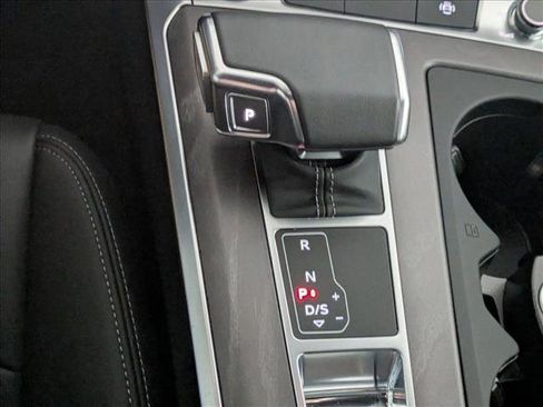 Used 2024 Audi A6 Premium w/ Convenience Package image 12