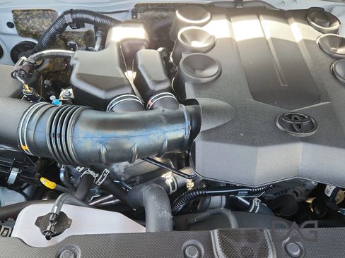 Used 2024 Toyota 4Runner SR5 image 24