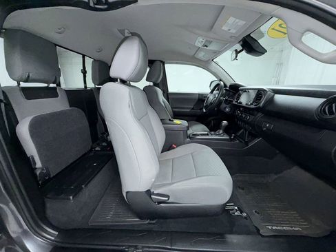 Used 2021 Toyota Tacoma SR w/ SX Package AWD/4WD image 17