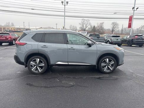 Certified 2023 Nissan Rogue SL w/ SL Premium Package image 8