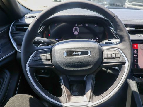 New 2026 Jeep Grand Cherokee Limited AWD/4WD image 27