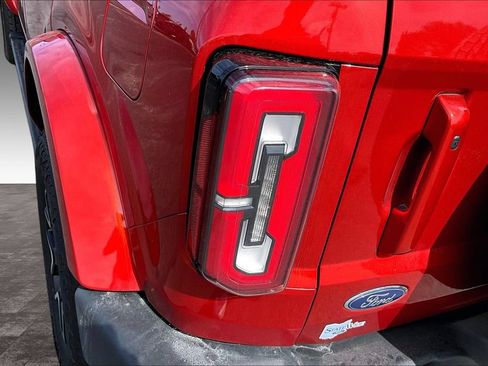 Used 2024 Ford Bronco Outer Banks AWD/4WD image 31