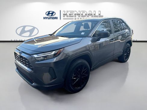 Used 2025 Toyota RAV4 LE FWD image 3