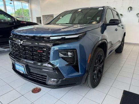 Certified 2024 Chevrolet Traverse RS AWD/4WD image 37