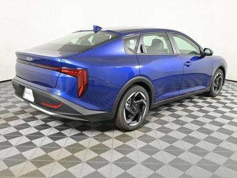 New 2025 Kia K4 EX FWD image 4