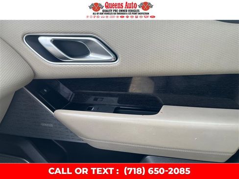 Used 2018 Land Rover Range Rover Velar R-Dynamic SE image 26