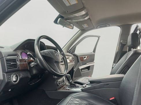 Used 2012 Mercedes-Benz GLK 350 4MATIC image 9