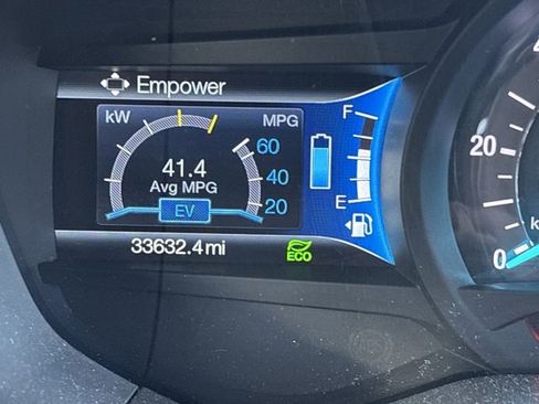 Used 2019 Ford Fusion Titanium image 12