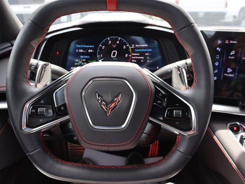 Used 2025 Chevrolet Corvette Stingray Convertible w/ 1LT RWD image 6