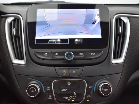 Used 2023 Chevrolet Malibu RS image 17