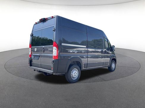 New 2025 RAM ProMaster 2500 w/ Convenience Group image 27