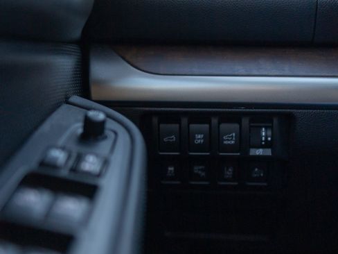 Used 2016 Subaru Outback 2.5i Limited image 32