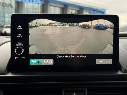 Certified 2024 Honda Pilot TrailSport image 52