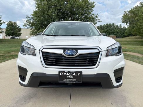 Used 2021 Subaru Forester AWD/4WD image 9