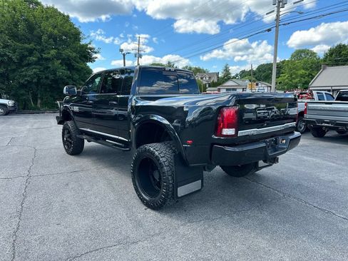 Used 2018 RAM 3500 Laramie Longhorn AWD/4WD image 3